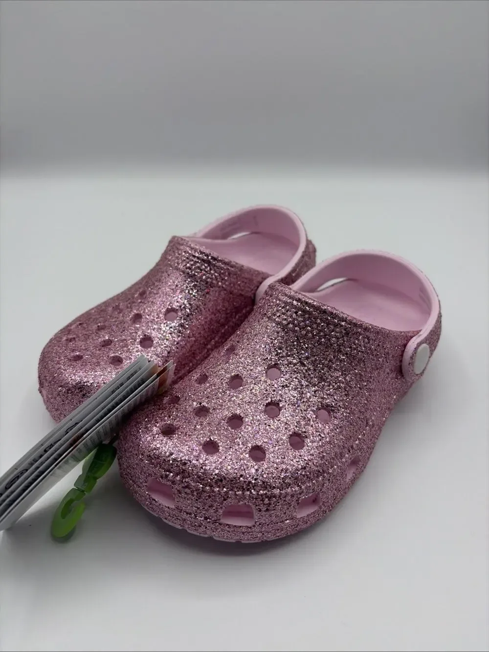 Crocs Classic Chunky Glitter Clog Pink Unisex Kids Size C12 EU 29-30 211939-6ZW